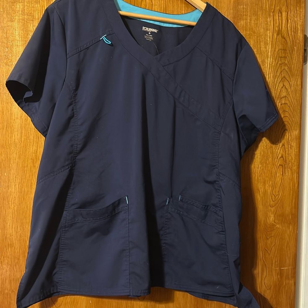 Navy Scrub-star scrub top